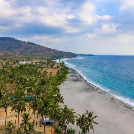 Spot On 1879 Lendang Homestay Mangsit Esterno foto