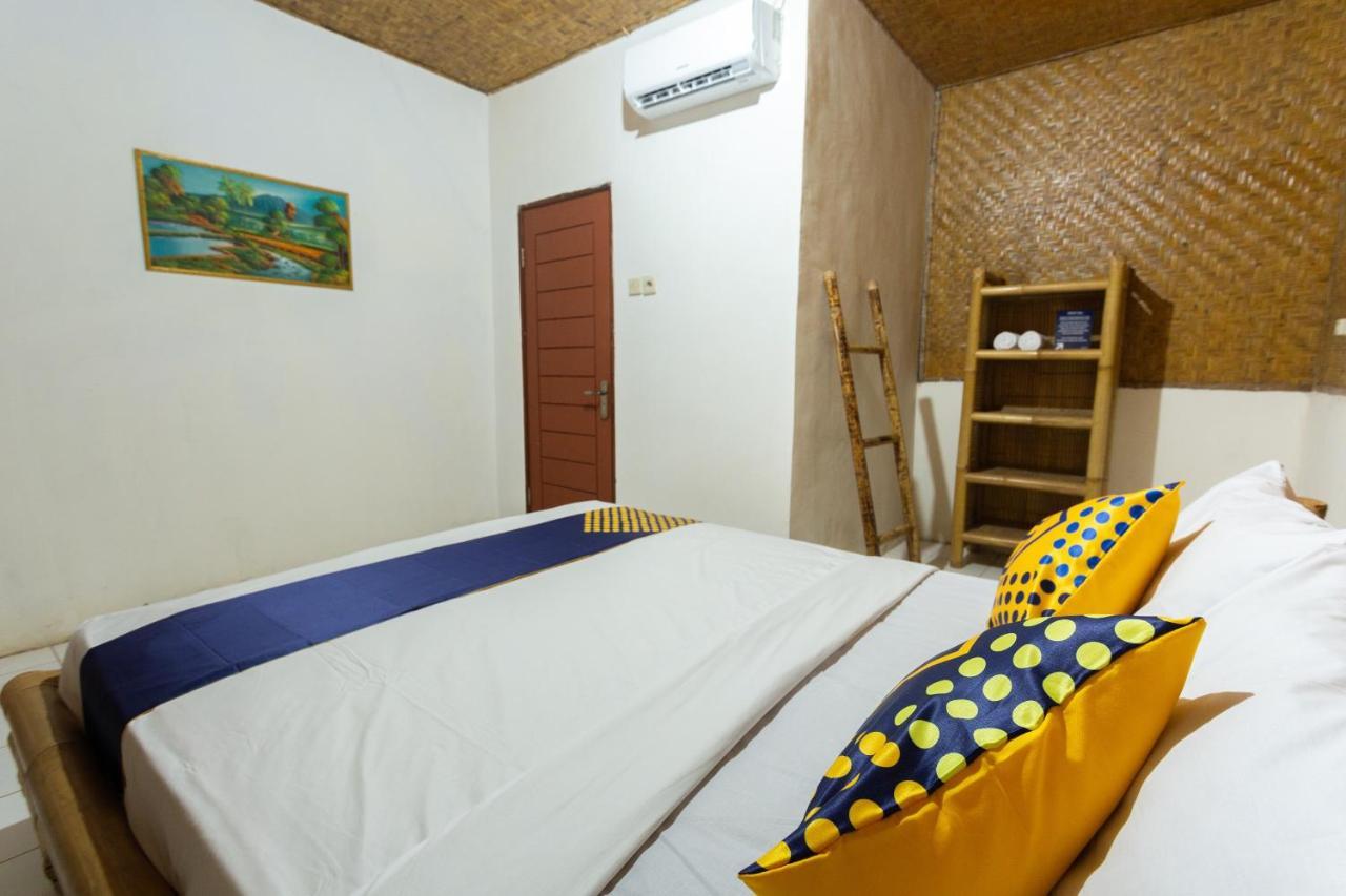 Spot On 1879 Lendang Homestay Mangsit Esterno foto