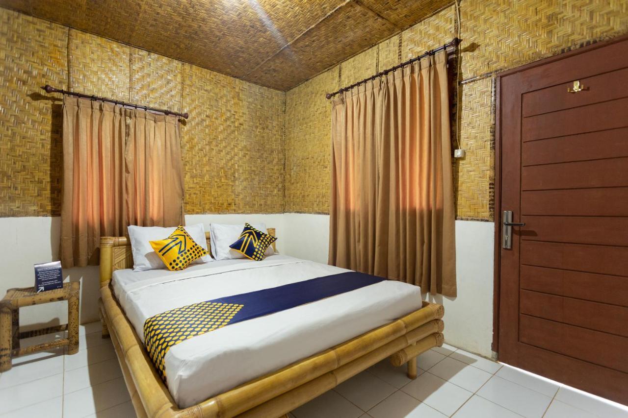 Spot On 1879 Lendang Homestay Mangsit Esterno foto
