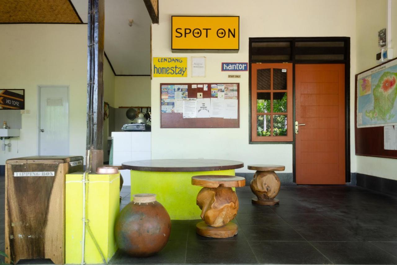 Spot On 1879 Lendang Homestay Mangsit Esterno foto
